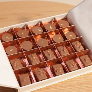 Floward Small Chocolate Box