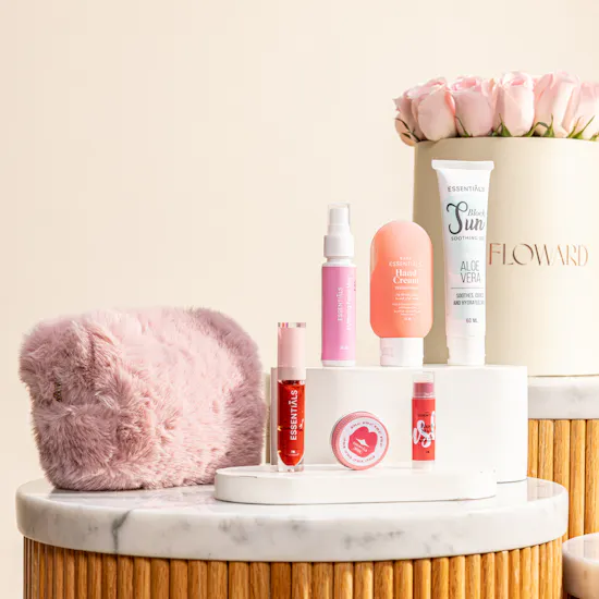 Essentials Autumn Everyday Pouch | JBL Portable Speaker and Pink Roses