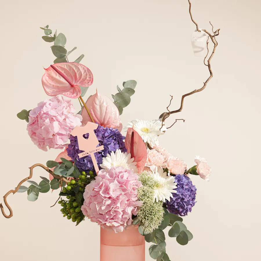 [USED IN AUTOMATION] Newborn Vibrant Flower Vase 4