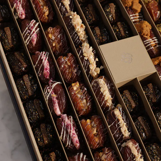 Nua Stuffed Dates Classic Blue Box
