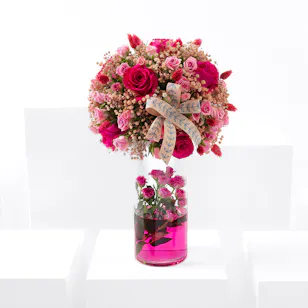 Beauty And Brain | Roses Vase