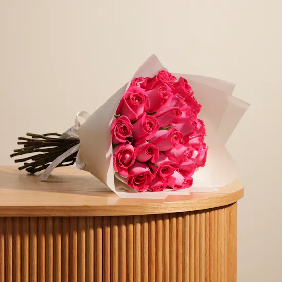 Fuchsia Grace Bouquet | 25 Roses