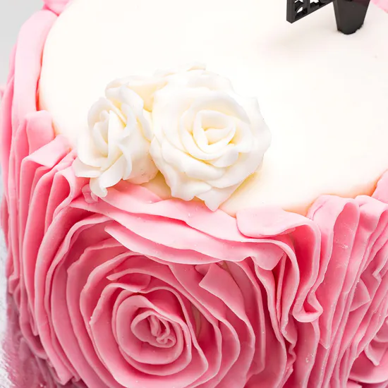 Floward Pink Chocolate Cake