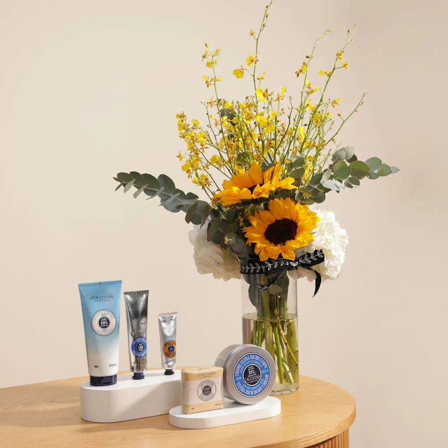 L'Occitane Shea Butter Body Care Gift Set | Bright Vase  6