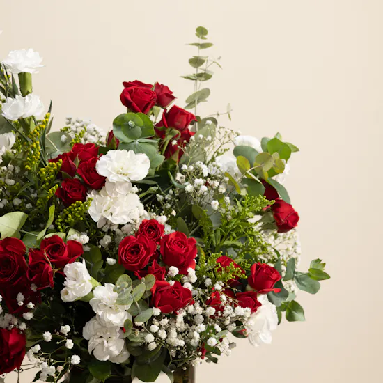 مزهرية زهور عطر الغصون