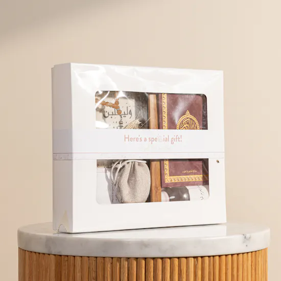 Urban Rugs Roses Islamic Gift Box