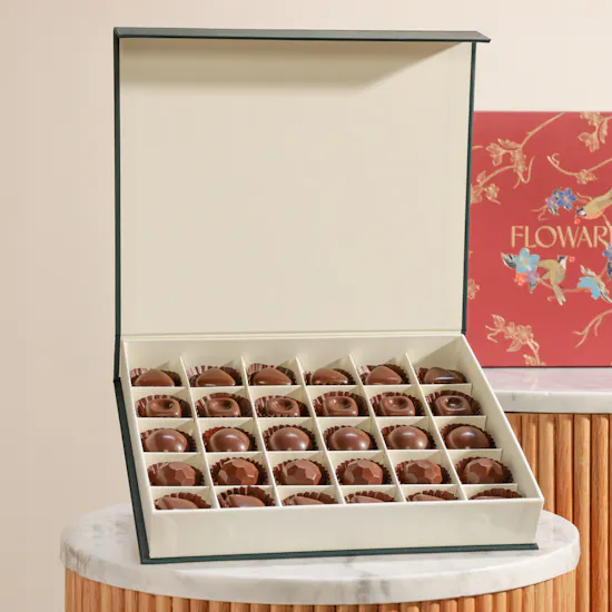 Floward Medium Birdsong Chocolate Box