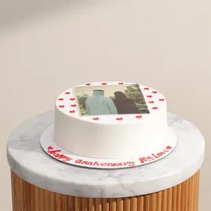 Mister Baker Personalized Love Photo Cake
