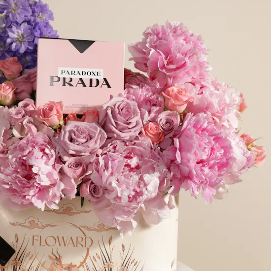 Peony Bloom & Prada Paradoxe Charming Fragrance Box
