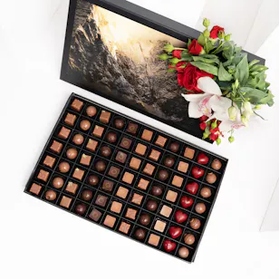 Sweetzerland Box | Chocolates & Red Roses Sweetzerland Box | Chocolates & Red Roses