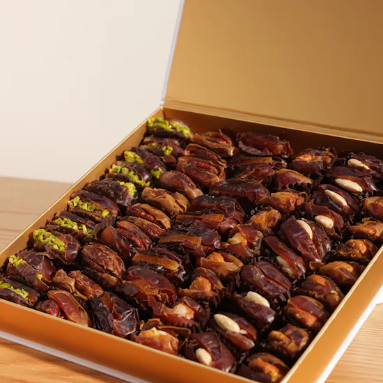 Bateel Qamara Filled Dates Large Box | 650gm