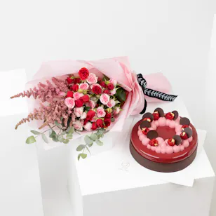 Raspberry & Chocolate Cake By Guillermo | Enchanting Baby Roses