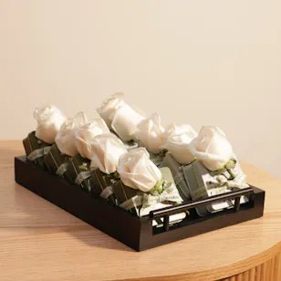 Musa & Palm Dates Favors | White Roses