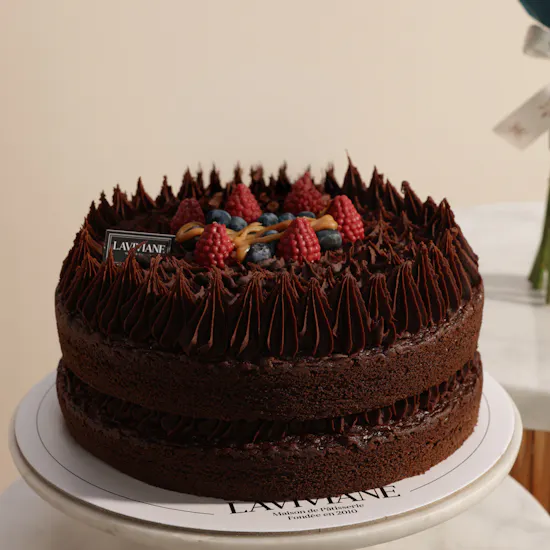 Laviviane Big Vienna Cake | Breezy Tranquil Flower Bouquet