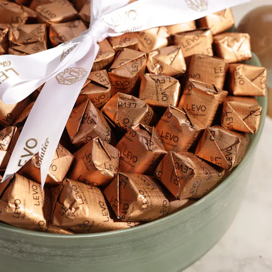 Levo Crepe Dentelle Chocolate Green Tray | Golden Joy Flower Bouquet