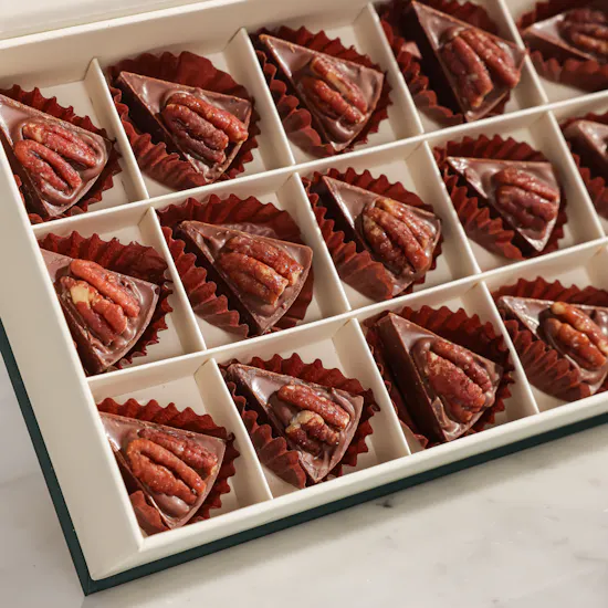 Floward Pecan Salted Caramel Small Chocolate Box | 15 Pieces