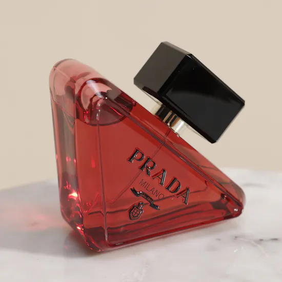عطر بارادوكس راديكال إيسنس بارفيوم للنساء من برادا | 90 مل