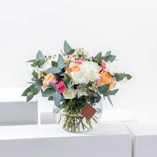 Enchanting Flowers | Glass Vase Enchanting Flowers | Glass Vase