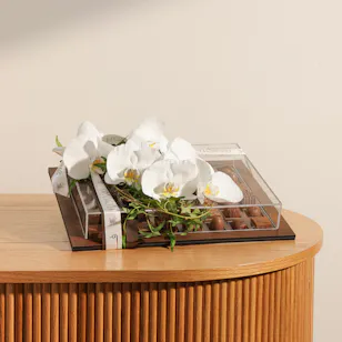 Apres Mix Chocolates Box | Royal White Orchids