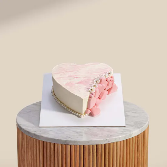 Floward Personalized Pinkish and Pearl Heart Cake