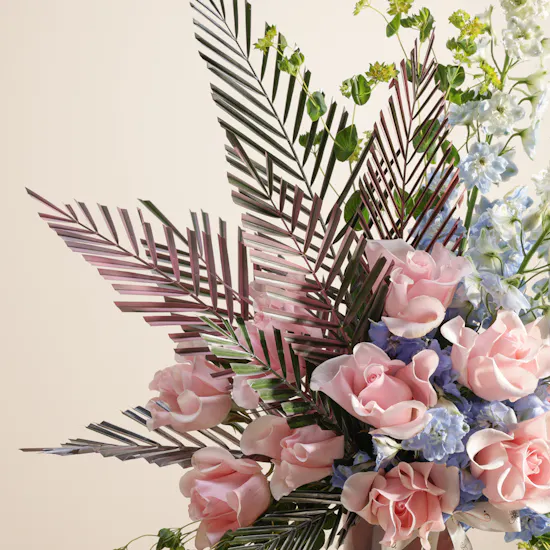 Lush Colorwave Flowers Vase