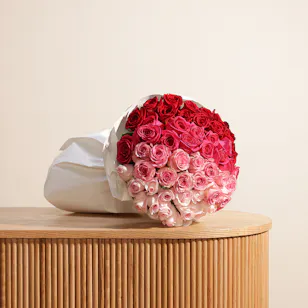 Gradient Roses | Flowers Bouquet
