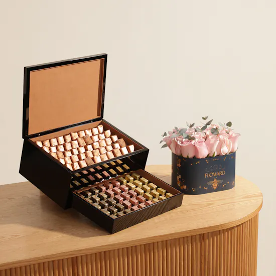 Levo Black Piano Chocolate Box | Tender Blush Flowers