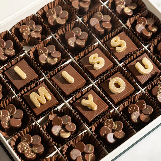 Floward I Miss You Chocolate Medium Box