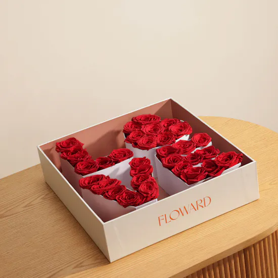 Red Roses Love Box